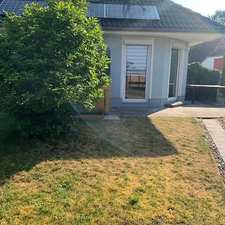 Jahnke Apartment *